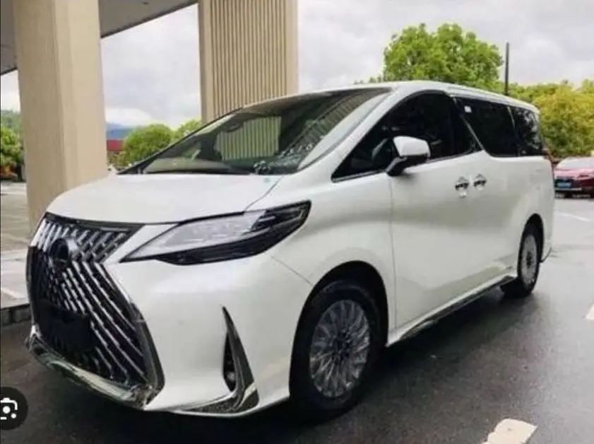 เลกซัส แอลเอ็ม 300เอช (Lexus LM 300h)